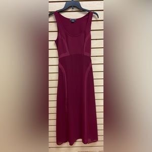 ARMANI EXCHANGE FASHIONABLE FANCY WOMEN SUMMER DRESS SIZE 2 BURGUNDY COLOR